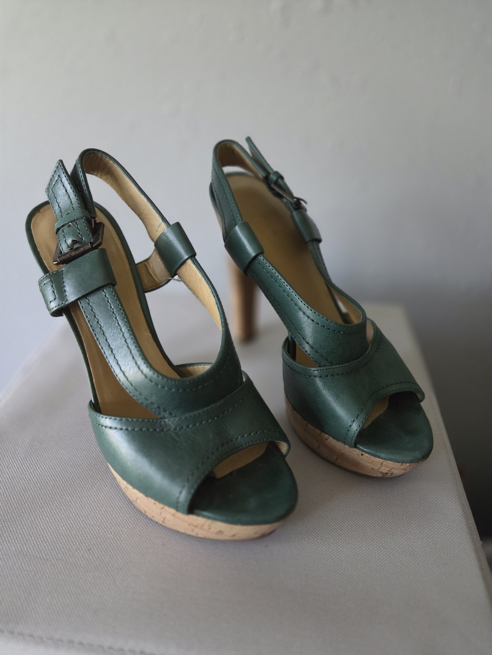 Nine West Emerald Green Leather Slingback Platform Heels